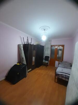 Bakı, köhnə tikili 3 otaqlı, satılır, 85 m²  , Nizami rayonu, 8-ci kilometr
