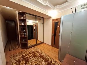 Bakı, köhnə tikili 3 otaqlı, satılır, 90 m²  , Nizami rayonu, 8-ci kilometr