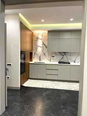 Bakı, yeni tikili 4 otaqlı, satılır, 185 m²  , Nərimanov rayonu