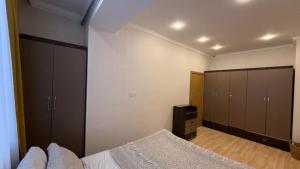 Bakı, yeni tikili 2 otaqlı, satılır, 60 m²  , Səbail rayonu, Badamdar qəs.