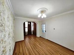 Bakı, köhnə tikili 3 otaqlı, satılır, 75 m²  , Nizami rayonu, 8-ci kilometr