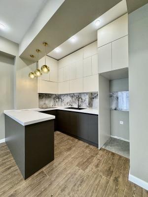 Bakı, yeni tikili 2 otaqlı, satılır, 65 m²  , Səbail rayonu, Bayıl qəs.