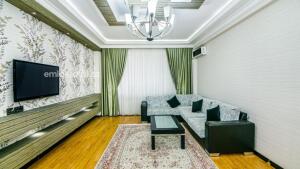 Bakı, yeni tikili 3 otaqlı, kirayə, 135 m²  , Yasamal rayonu, Yeni Yasamal qəs.