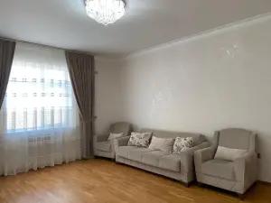 Bakı, yeni tikili 3 otaqlı, kirayə, 130 m²  , Yasamal rayonu