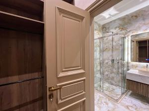Bakı, həyət evi 5 otaqlı, satılır, 220 m² , 8 sot , Xəzər rayonu, Mərdəkan