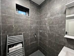 Bakı, həyət evi 4 otaqlı, satılır, 200 m² , 3.5 sot , Xəzər rayonu, Şimal qres