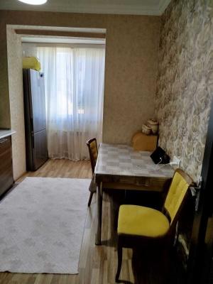 Bakı, köhnə tikili 2 otaqlı, satılır, 65 m²  , Xətai rayonu, Əhmədli