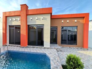 Bakı, həyət evi 4 otaqlı, satılır, 130 m² , 2.5 sot , Xəzər rayonu, Şüvəlan