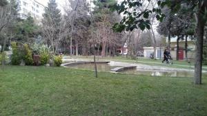 Bakı, köhnə tikili 3 otaqlı, satılır, 68 m²  , Binəqədi rayonu, 8-ci mikrorayon