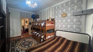 Bakı, köhnə tikili 2 otaqlı, satılır, 50 m²  , Binəqədi rayonu, 6-cı mikrorayon