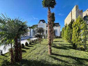 Bakı, həyət evi 5 otaqlı, satılır, 230 m² , 6 sot , Xəzər rayonu, Şüvəlan