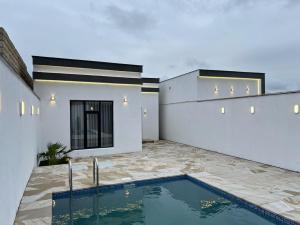 Bakı, həyət evi 3 otaqlı, satılır, 110 m² , 2.5 sot , Xəzər rayonu, Şüvəlan