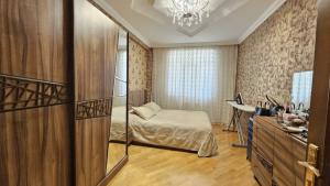 Bakı, yeni tikili 3 otaqlı, satılır, 120 m²  , Yasamal rayonu, Yeni Yasamal qəs.