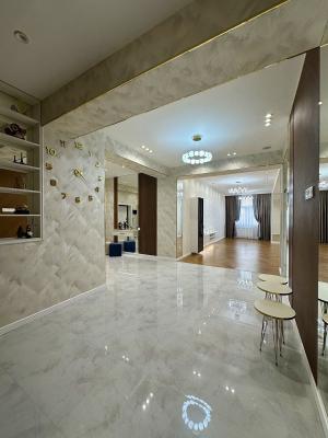 Bakı, yeni tikili 3 otaqlı, satılır, 136 m²  , Xətai rayonu, Ağ şəhər