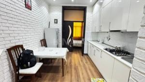 Bakı, köhnə tikili 3 otaqlı, kirayə, 90 m²  , Nəsimi rayonu