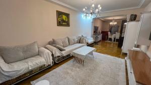 Bakı, köhnə tikili 3 otaqlı, satılır, 125 m²  , Sabunçu rayonu, Bakıxanov qəs.
