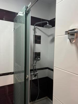 Bakı, yeni tikili 3 otaqlı, günlük kirayə, 100 m²  , Xətai rayonu, H.Aslanov qəs.