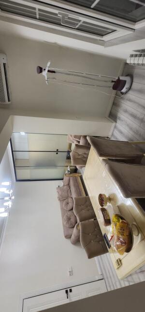 Bakı, köhnə tikili 3 otaqlı, satılır, 65 m²  , Binəqədi rayonu, 8-ci mikrorayon