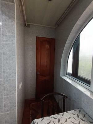 Bakı, köhnə tikili 5 otaqlı, satılır, 120 m²  , Binəqədi rayonu, 8-ci mikrorayon