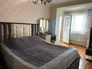 Bakı, köhnə tikili 3 otaqlı, satılır, 80 m²  , Nizami rayonu, 8-ci kilometr