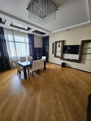 Bakı, yeni tikili 3 otaqlı, satılır, 136 m²  , Nəsimi rayonu
