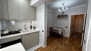 Bakı, köhnə tikili 3 otaqlı, satılır, 70 m²  , Nərimanov rayonu