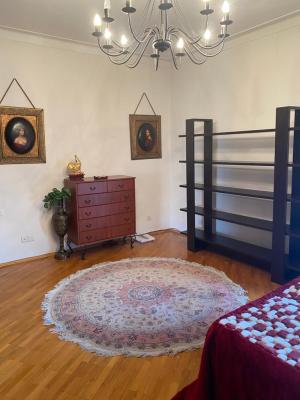 Bakı, köhnə tikili 5 otaqlı, satılır, 160 m²  , Nəsimi rayonu
