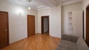 Bakı, yeni tikili 3 otaqlı, satılır, 105 m²  , Yasamal rayonu