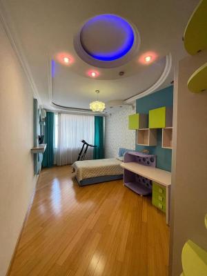 Bakı, yeni tikili 4 otaqlı, satılır, 185 m²  , Xətai rayonu