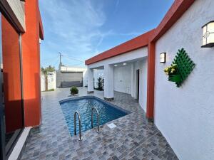 Bakı, həyət evi 4 otaqlı, satılır, 130 m² , 2.5 sot , Xəzər rayonu, Şüvəlan