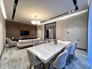 Bakı, həyət evi 4 otaqlı, satılır, 300 m² , 9 sot , Xəzər rayonu, Mərdəkan