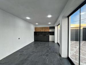 Bakı, həyət evi 4 otaqlı, satılır, 170 m² , 4 sot , Xəzər rayonu, Şüvəlan