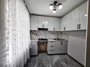 Bakı, köhnə tikili 3 otaqlı, satılır, 75 m²  , Nizami rayonu, 8-ci kilometr