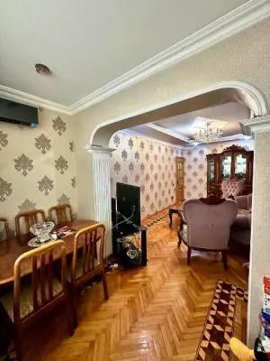 Bakı, köhnə tikili 3 otaqlı, satılır, 85 m²  , Nizami rayonu, 8-ci kilometr