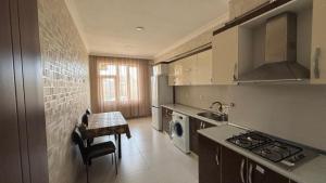 Bakı, yeni tikili 2 otaqlı, satılır, 90 m²  , Binəqədi rayonu, 9-cu mikrorayon