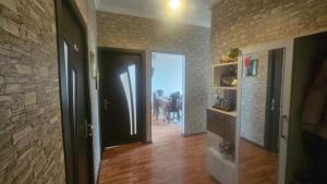 Bakı, köhnə tikili 3 otaqlı, satılır, 90 m²  , Xəzər rayonu, Buzovna