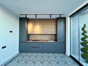 Bakı, həyət evi 5 otaqlı, satılır, 200 m² , 4 sot , Xəzər rayonu, Şüvəlan
