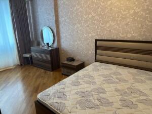 Bakı, yeni tikili 2 otaqlı, kirayə, 75 m²  , Yasamal rayonu