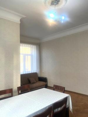 Bakı, köhnə tikili 3 otaqlı, satılır, 80 m²  , Nərimanov rayonu