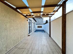 Bakı, həyət evi 4 otaqlı, satılır, 140 m² , 3 sot , Xəzər rayonu, Şüvəlan