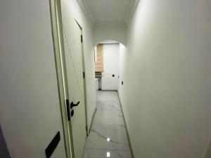 Bakı, köhnə tikili 2 otaqlı, satılır, 44 m²  , Nizami rayonu, 8-ci kilometr