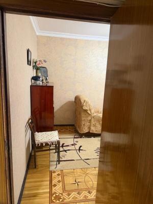 Bakı, köhnə tikili 4 otaqlı, satılır, 85 m²  , Binəqədi rayonu, 9-cu mikrorayon
