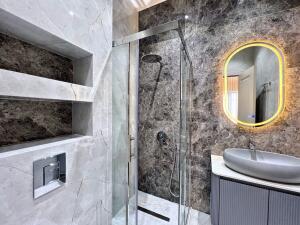 Bakı, həyət evi 5 otaqlı, satılır, 220 m² , 5 sot , Xəzər rayonu, Mərdəkan