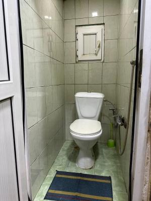 Bakı, köhnə tikili 2 otaqlı, satılır, 55 m²  , Nəsimi rayonu, 5-ci mikrorayon