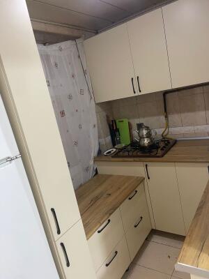 Bakı, köhnə tikili 3 otaqlı, satılır, 60 m²  , Nərimanov rayonu