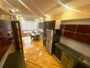 5 otaqlı bağ/həyət evi, satılır, 300 m², 7 sot, Bakı, Xəzər rayonu, Buzovna
