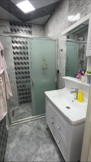 Bakı, köhnə tikili 5 otaqlı, satılır, 120 m²  , Suraxanı rayonu, Yeni Günəşli qəs.