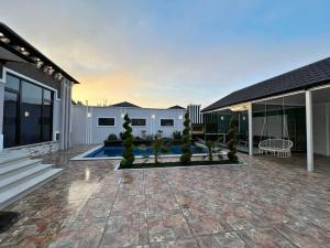 Bakı, bağ/həyət evi 4 otaqlı, satılır, 190 m² , 5 sot , Xəzər rayonu, Şüvəlan