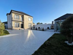 Bakı, həyət evi 6 otaqlı, satılır, 270 m² , 5 sot , Xəzər rayonu, Mərdəkan