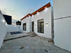 Bakı, bağ/həyət evi 4 otaqlı, satılır, 120 m² , 2.6 sot , Xəzər rayonu, Şüvəlan